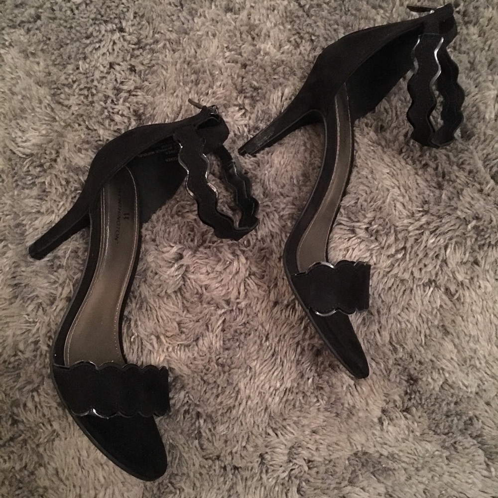 Worthington black heels